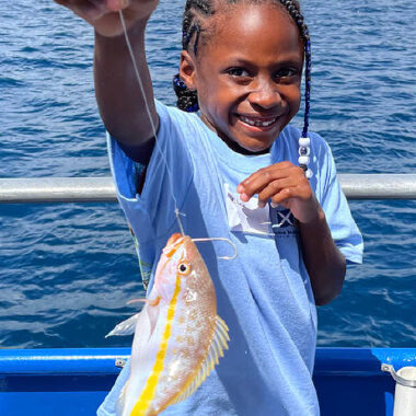 Atha learn to fish buki di pret aruba activity