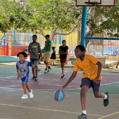 Basketball clinic Aruba basketball bond buki di pret activity